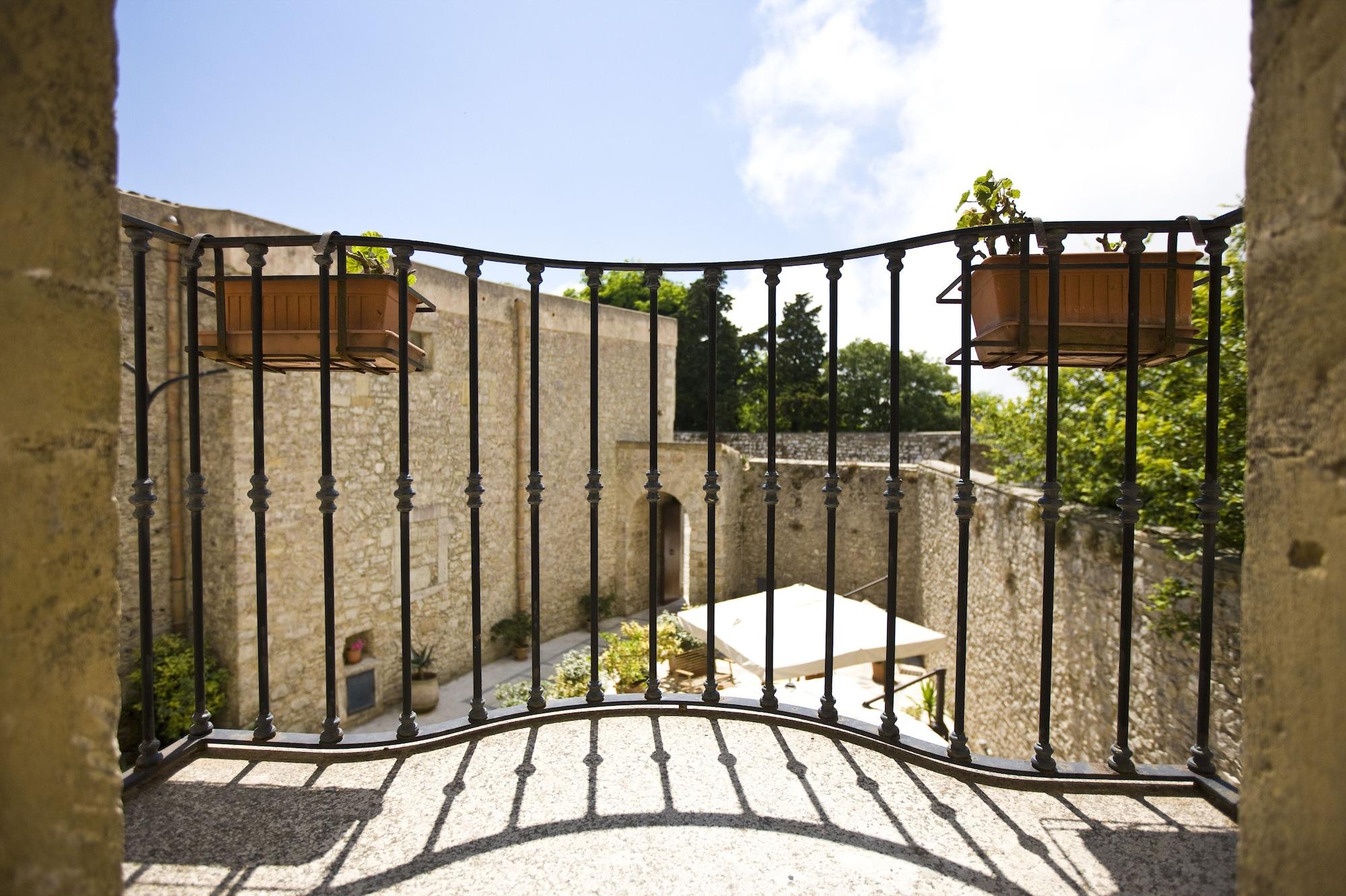 Il Carmine Dimora Storica Hotell Erice Exteriör bild