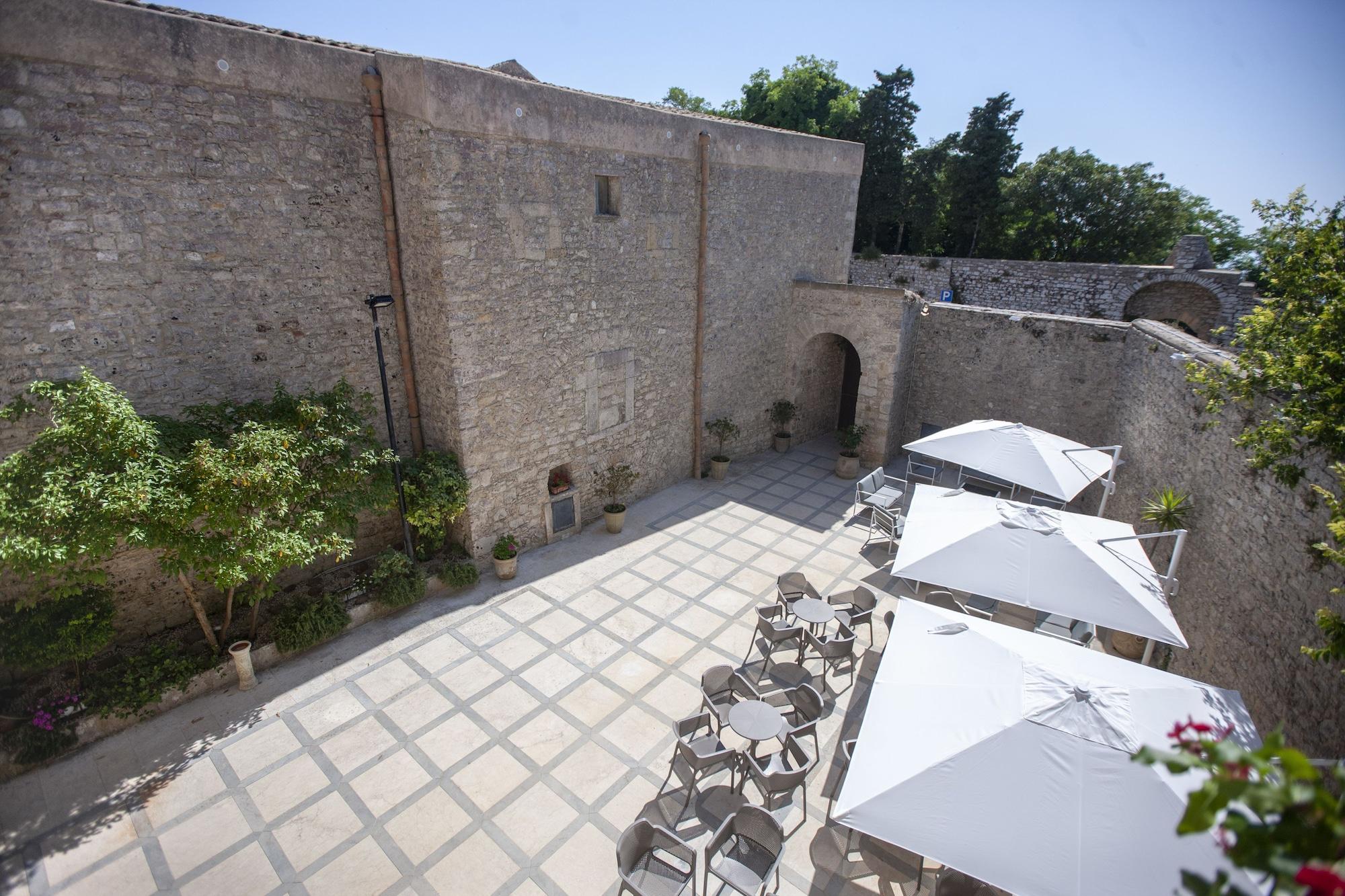 Il Carmine Dimora Storica Hotell Erice Exteriör bild